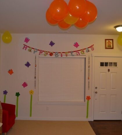 How to decorate a party room cheap