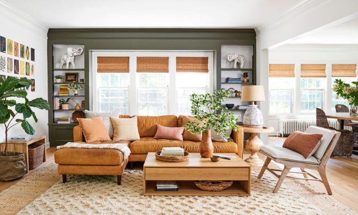 How to decorate living room with green sofa